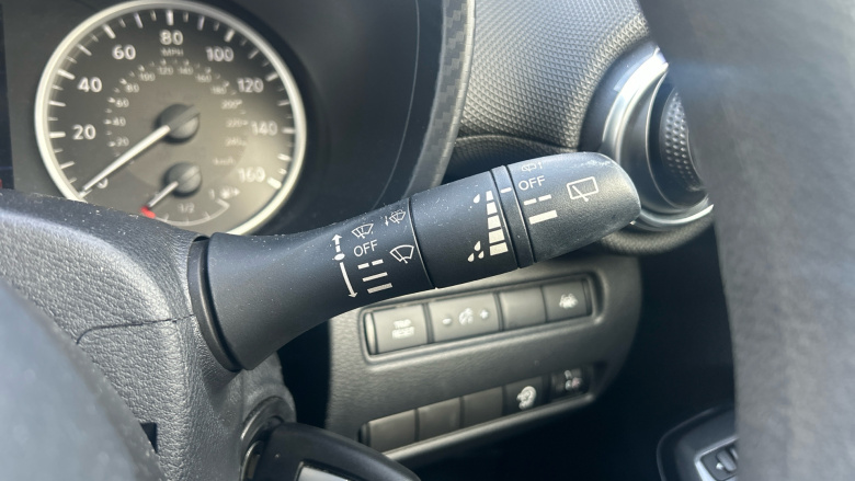 Nissan Juke 1.0 DiG-T 114 Acenta 5dr Petrol Hatchback